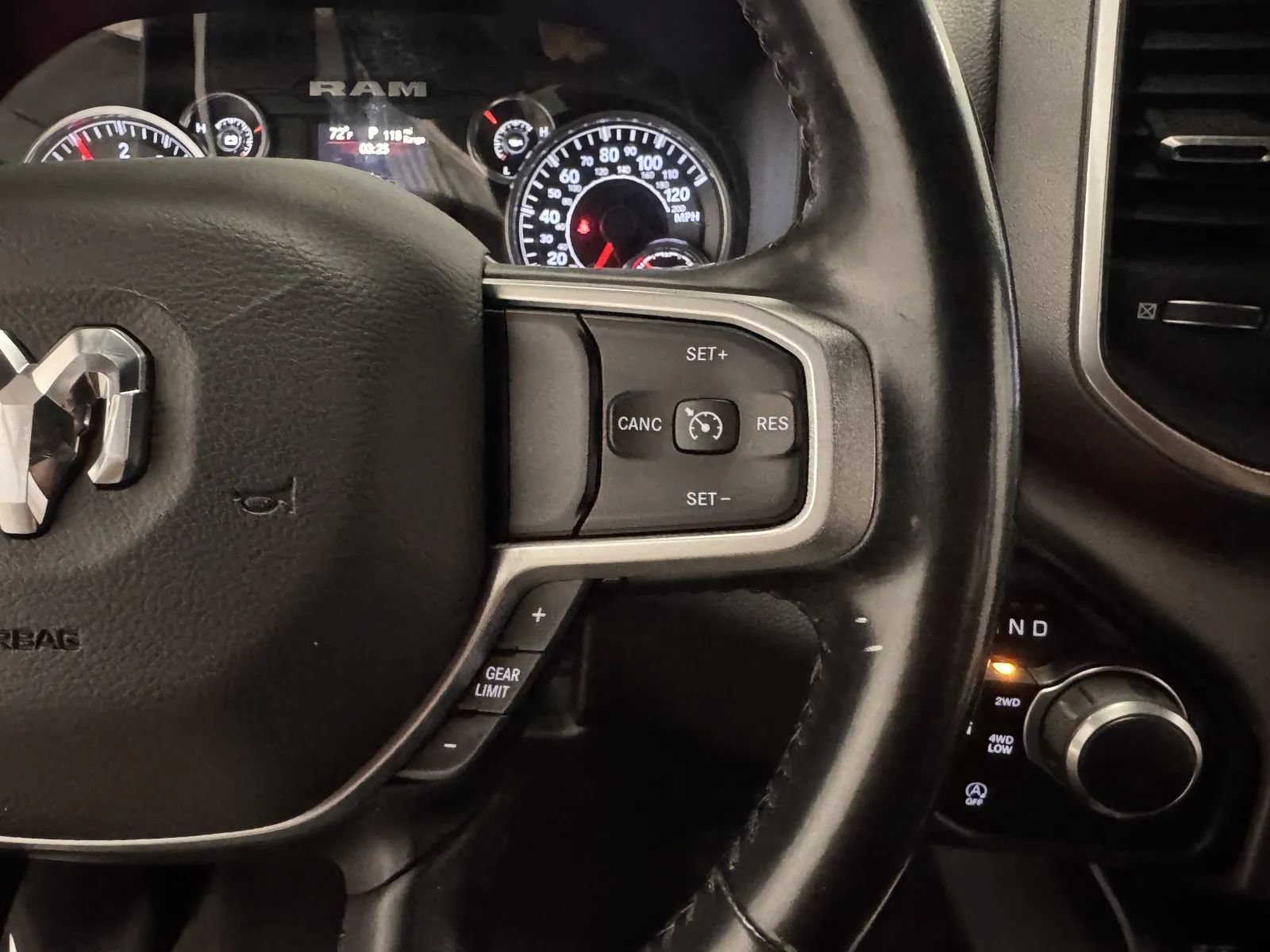 Used 2019 RAM 1500 Big Horn AWD/4WD image 20