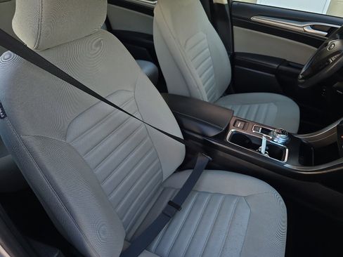 Used 2018 Ford Fusion S image 24