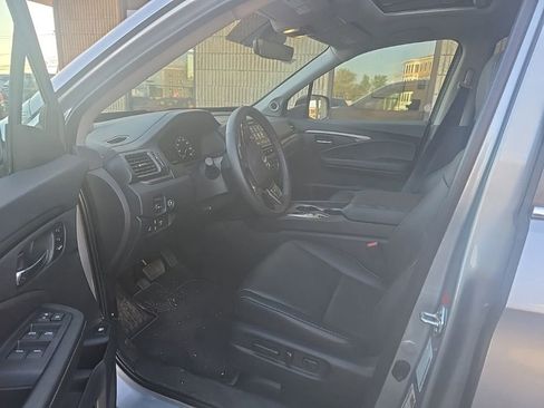 Used 2025 Honda Ridgeline RTL image 7
