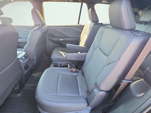 Used 2024 Lexus TX 350 AWD w/ Captains Chair Package image 17