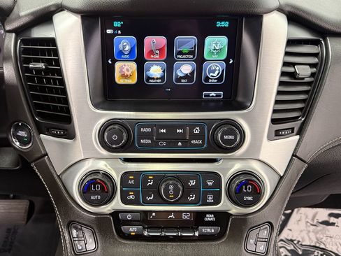 Used 2020 GMC Yukon SLT AWD/4WD image 23