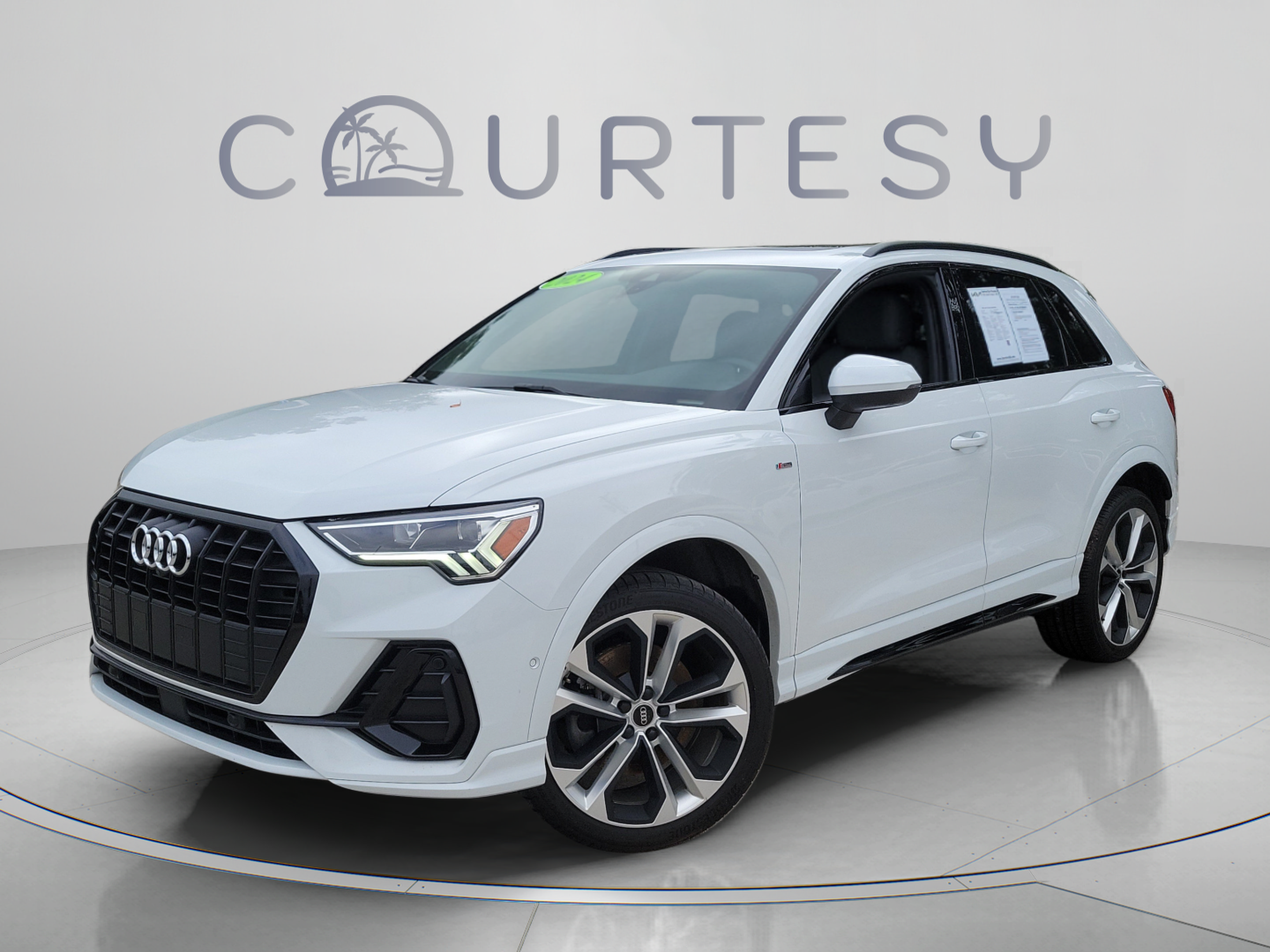 Used 2021 Audi Q3 2.0T Premium Plus AWD/4WD image 1