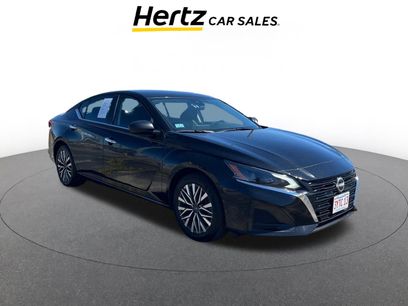 Used 2024 Nissan Altima 2.5 SV