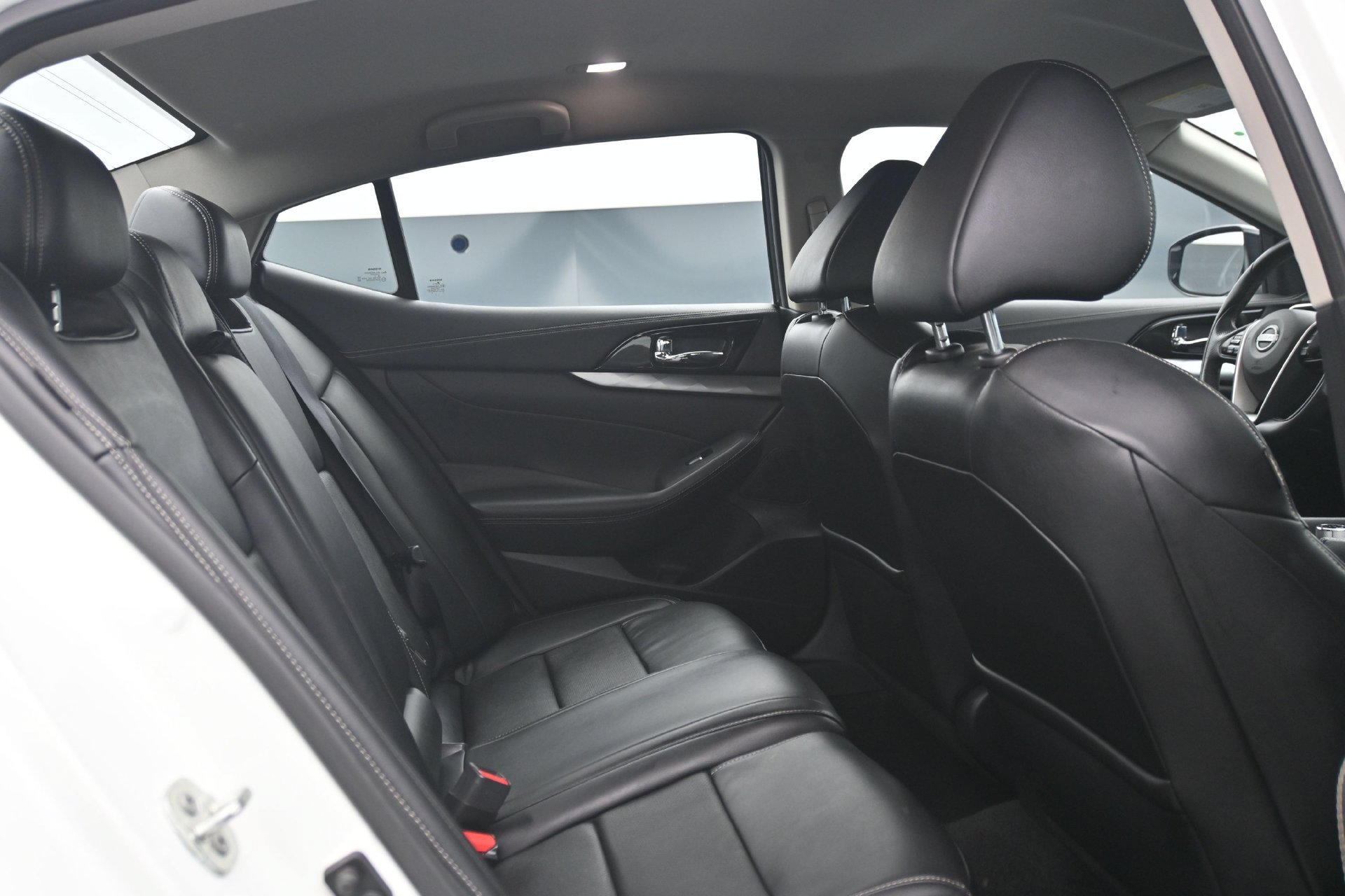 Used 2023 Nissan Maxima SV w/ Floor Mat Group FWD image 14