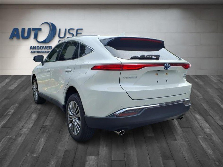 Used 2021 Toyota Venza XLE w/ Carpet Mat Package (TMS) AWD/4WD image 7