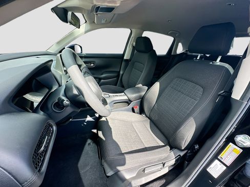 Used 2023 Honda HR-V LX image 14