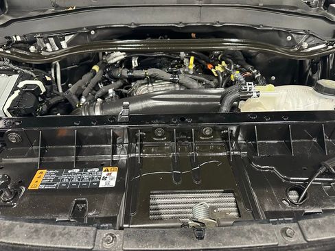 Used 2025 Ford Explorer ST-Line image 69