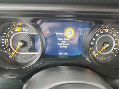 Used 2025 Jeep Wrangler Unlimited Rubicon image 20