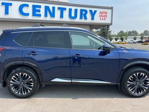 Used 2026 Nissan Rogue Platinum w/ Platinum Premium Package AWD/4WD image 13