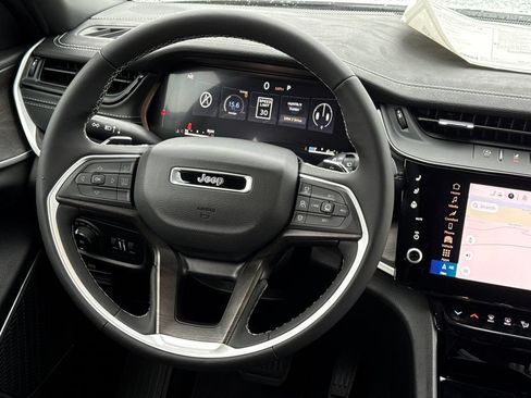 New 2026 Jeep Grand Cherokee L Limited AWD/4WD image 13