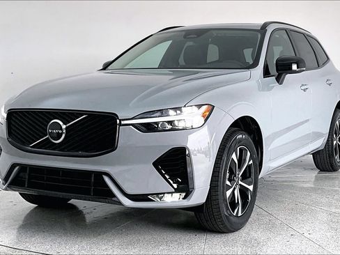New 2026 Volvo XC60 B5 Core AWD/4WD image 2