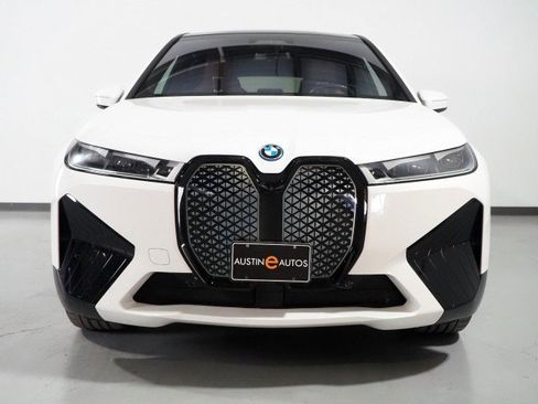 Used 2024 BMW iX xDrive50 w/ Sport Package image 67