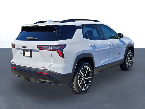 New 2026 Chevrolet Equinox RS w/ Convenience Package III image 5