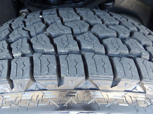 Used 2023 Chevrolet Silverado 3500 LT w/ Convenience Package image 71