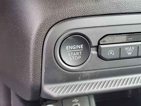 Used 2025 Ford Bronco Sport Outer Banks AWD/4WD image 17