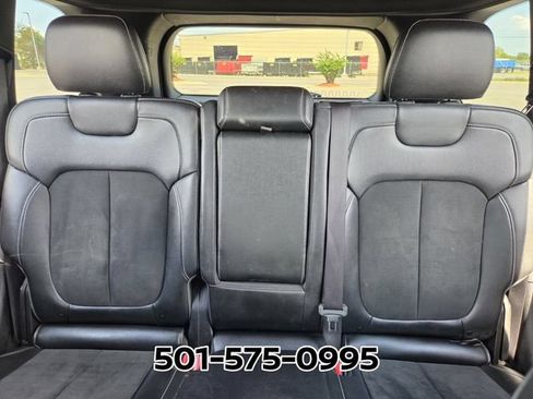 Used 2023 Jeep Grand Cherokee Altitude AWD/4WD image 10