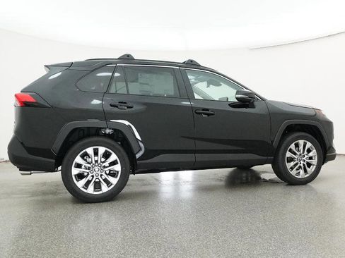 New 2025 Toyota RAV4 XLE Premium image 7