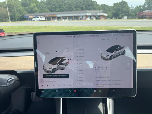 Used 2020 Tesla Model 3 Long Range AWD/4WD image 22