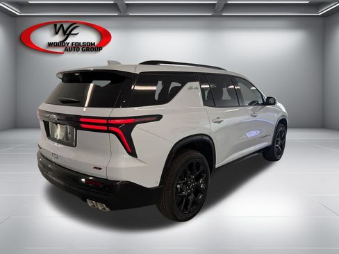 New 2026 Chevrolet Traverse RS w/ LPO, Floor Liner Package FWD image 6