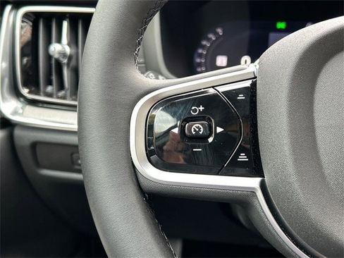 New 2026 Volvo V60 B5 Cross Country Ultra w/ Protection Package Premier image 12
