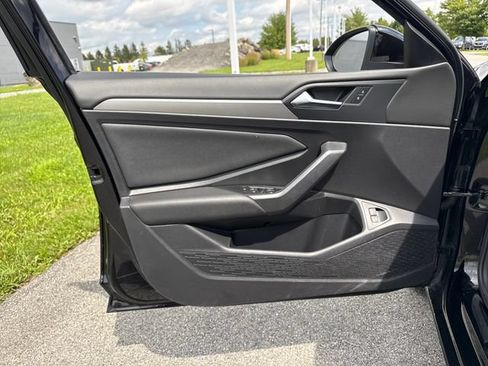 Used 2021 Volkswagen Jetta S FWD image 22