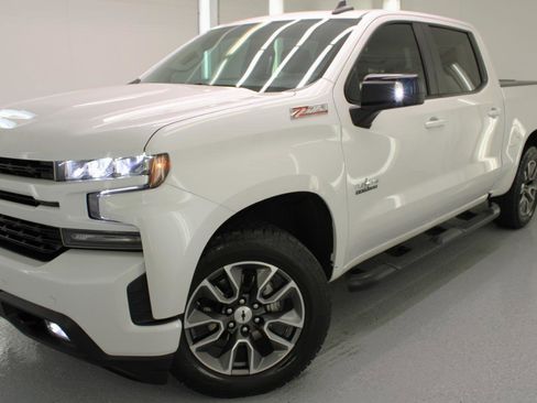 Used 2020 Chevrolet Silverado 1500 RST AWD/4WD image 13