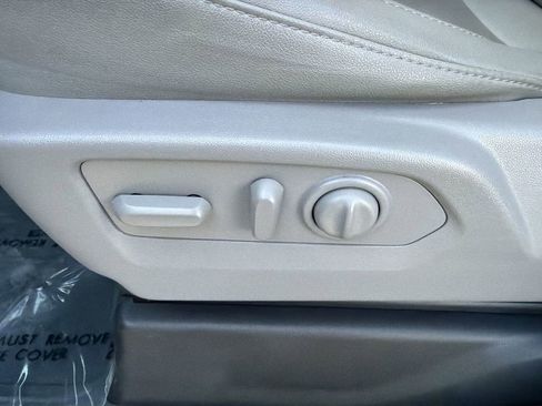 Used 2021 GMC Sierra 1500 SLT w/ SLT Convenience Package image 8