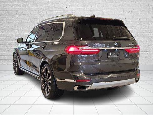 Certified 2022 BMW X7 xDrive40i w/ Premium Package image 4