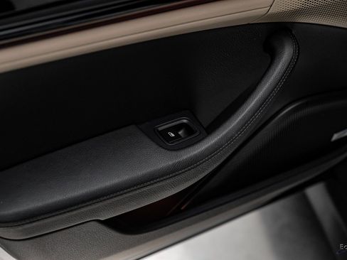 Used 2025 Porsche Panamera w/ Premium Package image 82