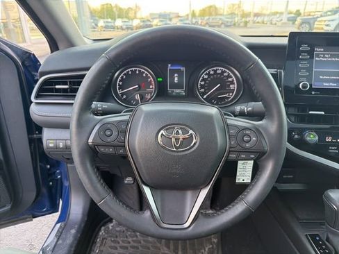 Used 2024 Toyota Camry SE w/ Cold Weather Package image 18