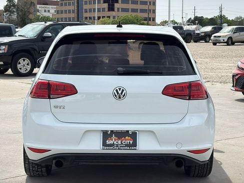 Used 2016 Volkswagen GTI SE w/ Lighting Package (SEL) FWD image 4