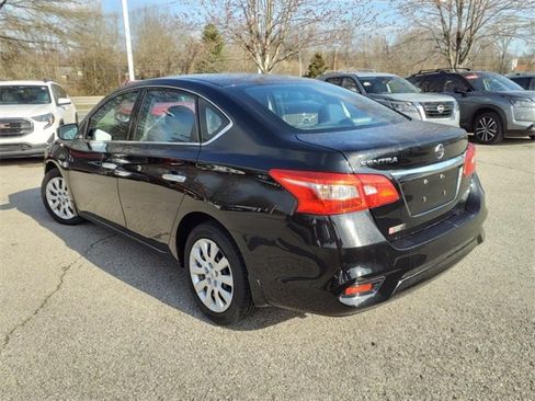 Certified 2019 Nissan Sentra S image 21