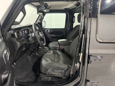 Used 2023 Jeep Gladiator Sport AWD/4WD image 14