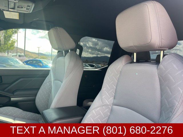 Used 2025 Toyota Tacoma SR5 AWD/4WD image 14