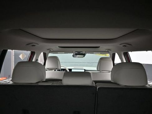 Used 2026 Hyundai Santa Fe Limited FWD image 27