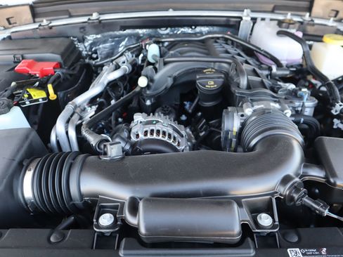 New 2026 Jeep Gladiator Sahara image 19