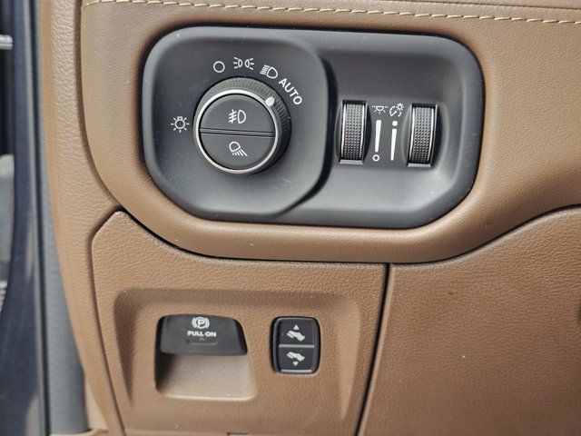 Used 2021 RAM 1500 Limited AWD/4WD image 21