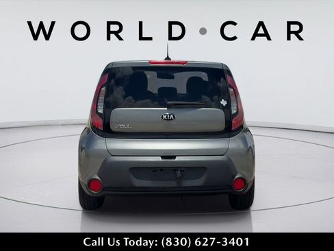 Used 2016 Kia Soul FWD image 8