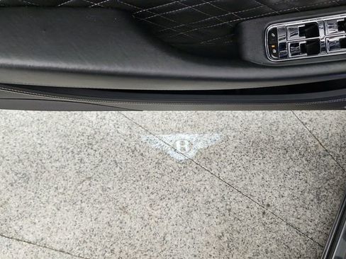 Used 2020 Bentley Continental GT image 17