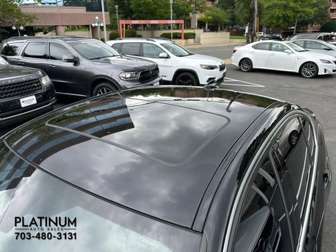 Used 2018 BMW 330i Sedan RWD image 17
