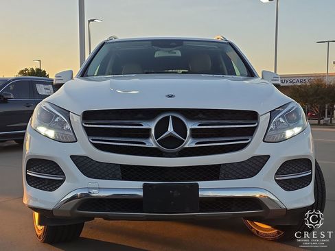 Used 2018 Mercedes-Benz GLE 350 image 2