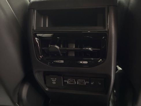 New 2025 Jeep Grand Cherokee Limited image 25