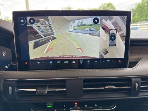 Used 2023 Lincoln Corsair Reserve w/ Equipment Group 201A AWD/4WD image 24