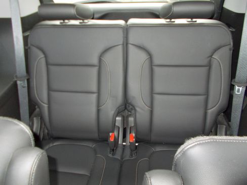 Used 2017 GMC Acadia SLT image 8