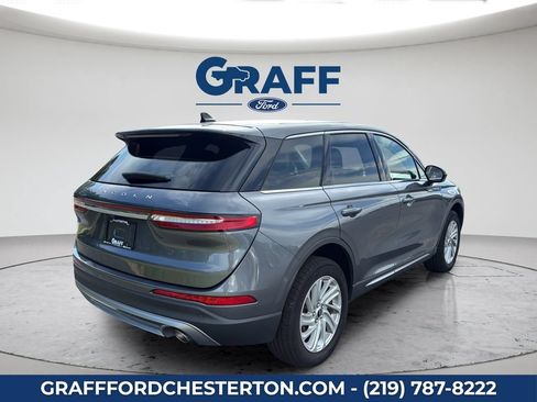 Used 2024 Lincoln Corsair AWD image 7