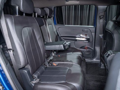 Used 2026 Mercedes-Benz GLB 250 image 13