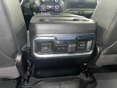 Used 2022 GMC Sierra 3500 Denali w/ Denali Ultimate Package image 24