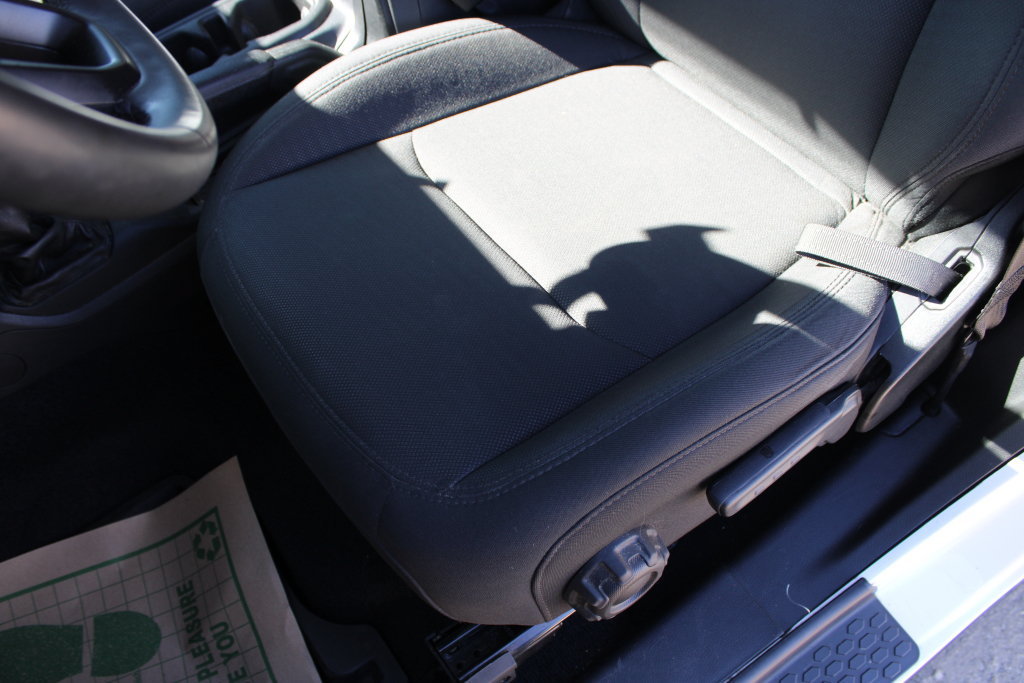 Used 2023 Jeep Wrangler Sport AWD/4WD image 15