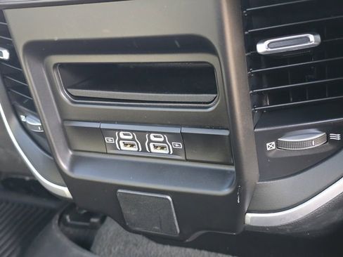 Used 2023 RAM 1500 Big Horn image 36