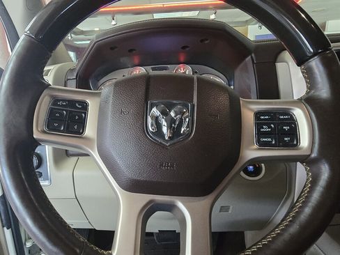 Used 2017 RAM 1500 Laramie Longhorn RWD image 20